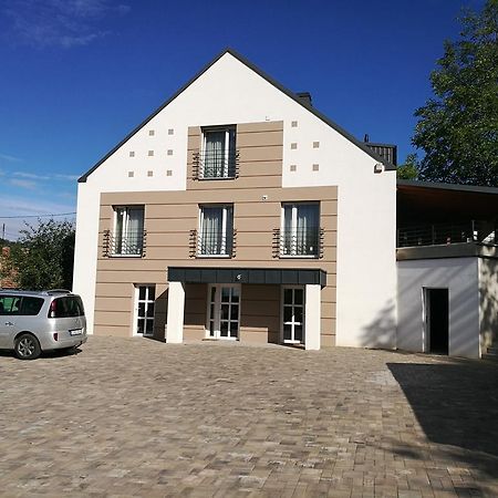 Family Apartman Елпені Екстер'єр фото