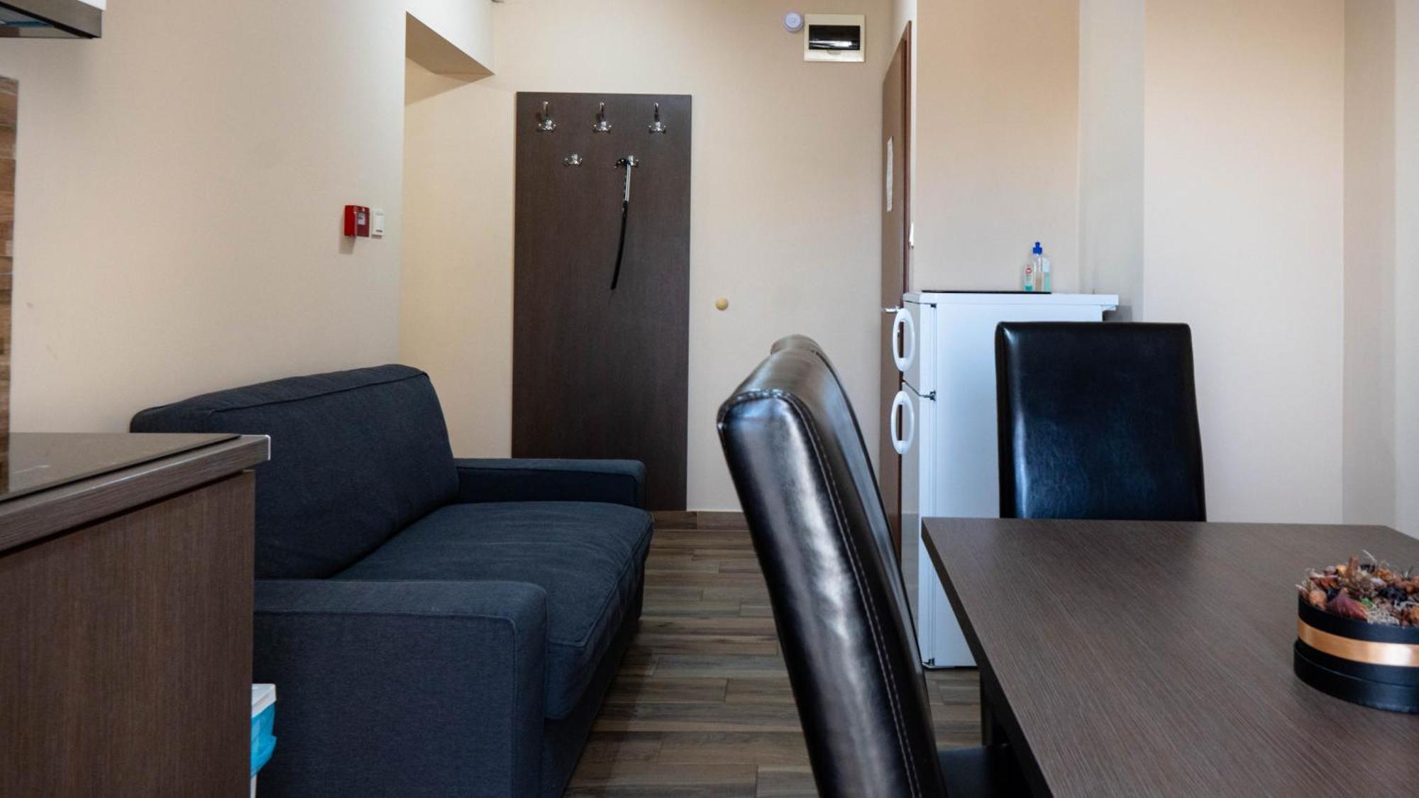 Family Apartman Елпені Екстер'єр фото